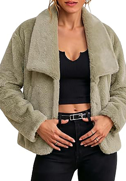 Bean Green Wide Lapel Faux Fur Coat for Women — Oversized Dropped Shoulder Jacket with Side Pockets & Snap Buttons