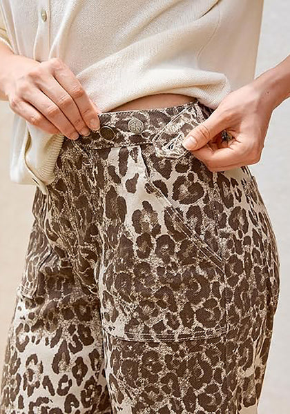 GRAPENT Women's High Rise Leopard Barrel Jeans | Leopard Print Denim, Adjustable Cinched Waist, Frayed Hem, 28" Inseam, Country Concert Casual Work Wear