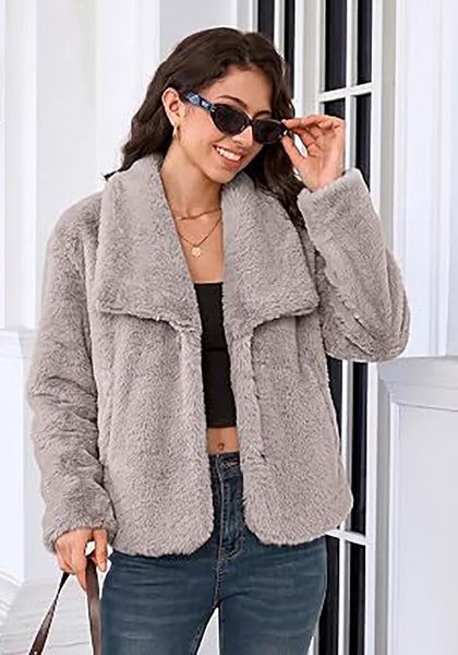 Light Gray Wide Lapel Faux Fur Coat for Women — Oversized Dropped Shoulder Jacket with Side Pockets & Snap Buttons