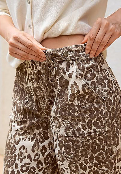GRAPENT Women's High Rise Leopard Barrel Jeans | Leopard Print Denim, Adjustable Cinched Waist, Frayed Hem, 28" Inseam, Country Concert Casual Work Wear