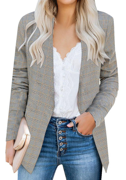 Front view of model wearing grey open-front side pockets plaid blazer
