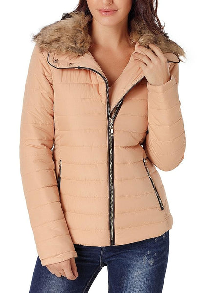 Front view of model wearing peach faux fur collar zip up quilted jacket